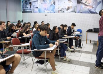 Desenrola Fies: estudante pode renegociar dívida a partir desta quarta