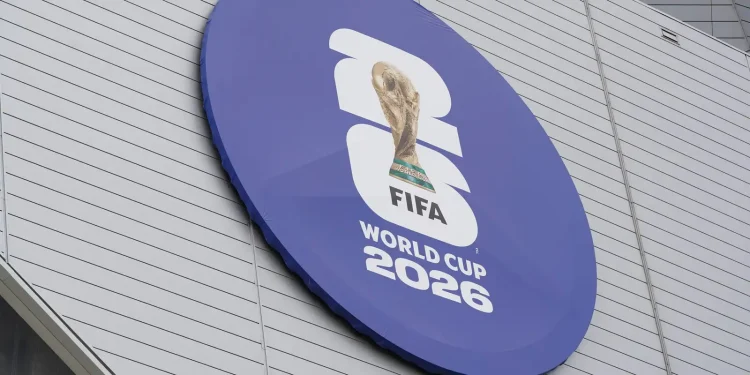 Fraudes ligadas à Copa quase dobram e acendem alerta para 2026
