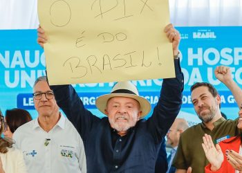 Lula defende Pix e diz que sistema brasileiro assusta norte-americanos